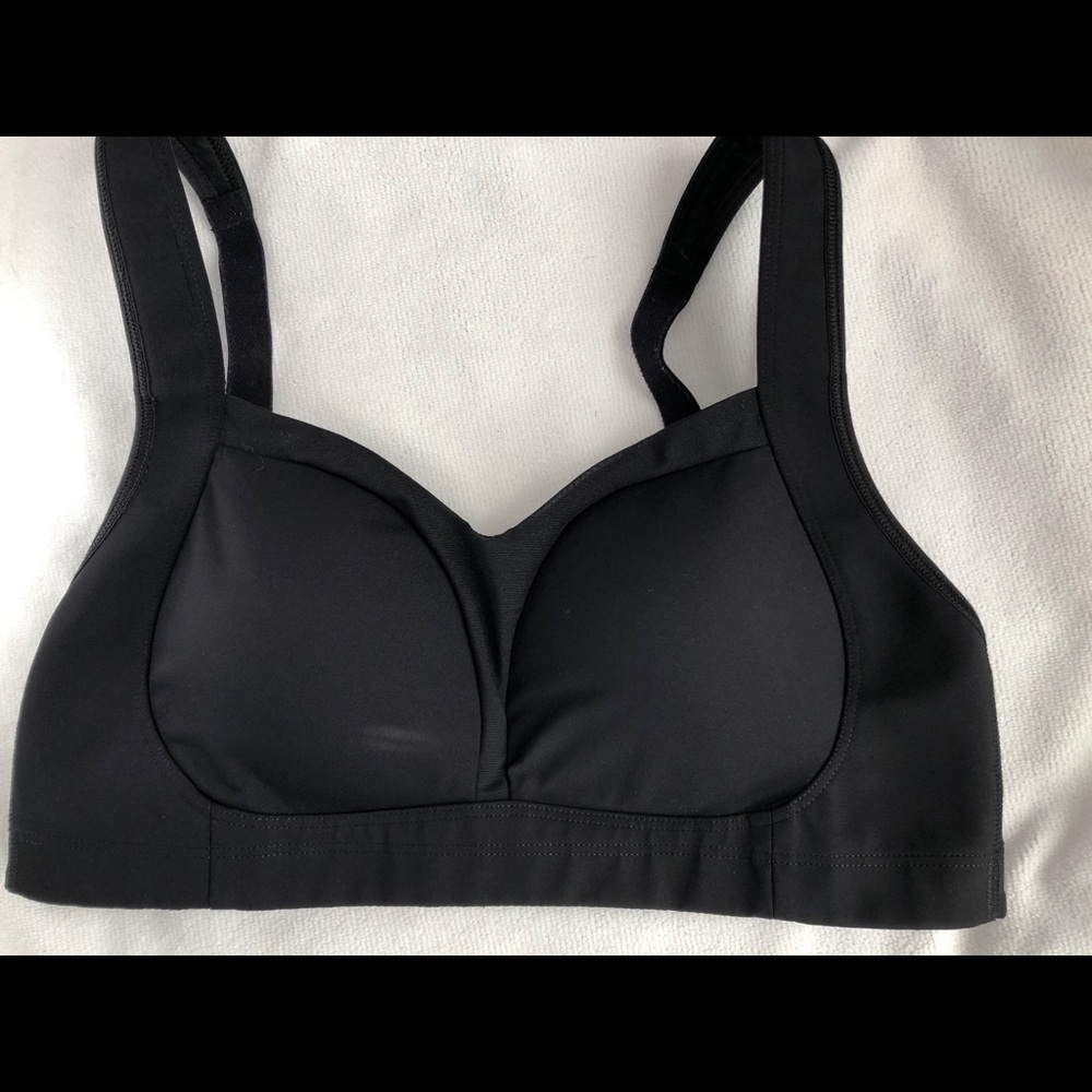 Lululemon bra